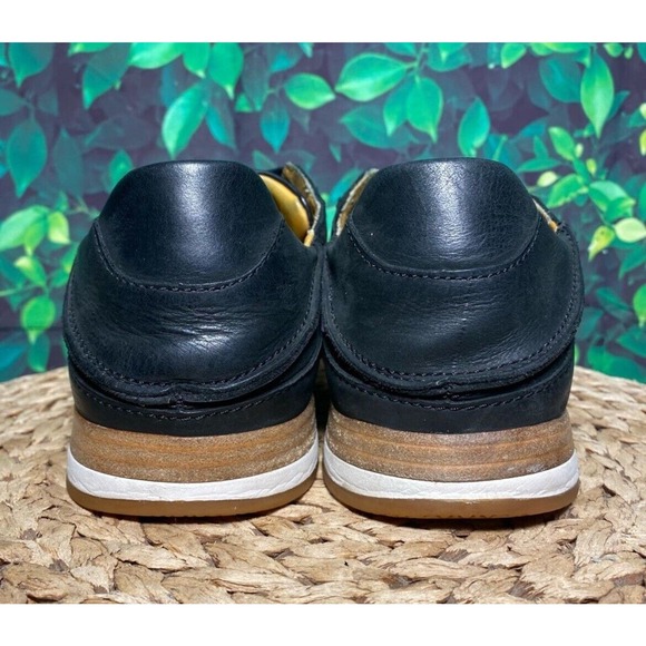 OLUKAI Huaka\'i Li Waxed Antiqued Black Leather Summer Shoes Mens 10 Fast Ship main image 3